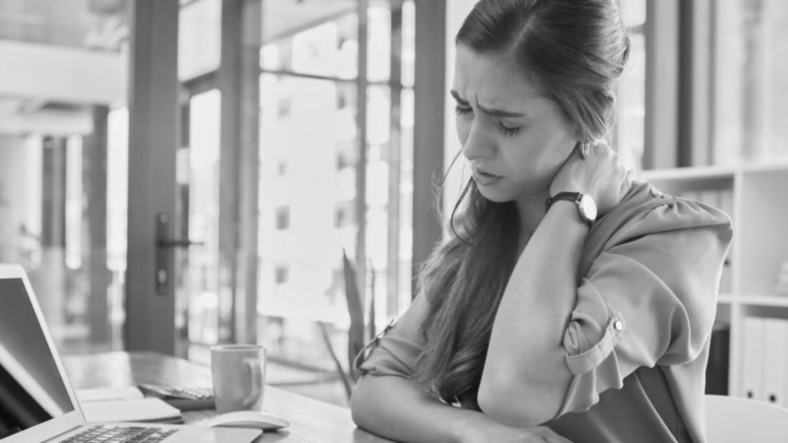 Team analyzing backlink profile data together